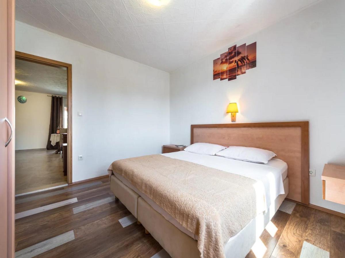 Prlender Apartment Cibaca Exterior foto